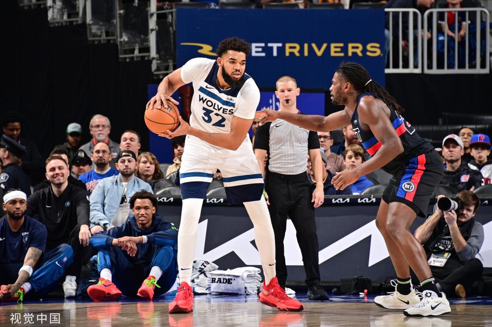 场比赛中干 场比赛中干