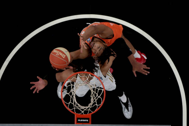 佩的金靴争 佩的金靴争