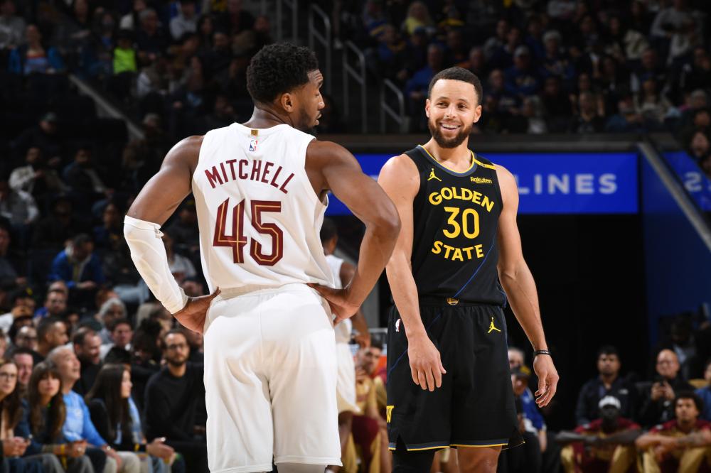 广泛讨论 广泛讨论