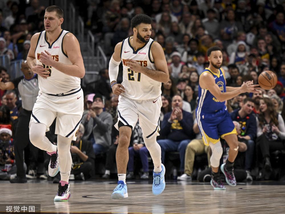 些象征荣誉 些象征荣誉